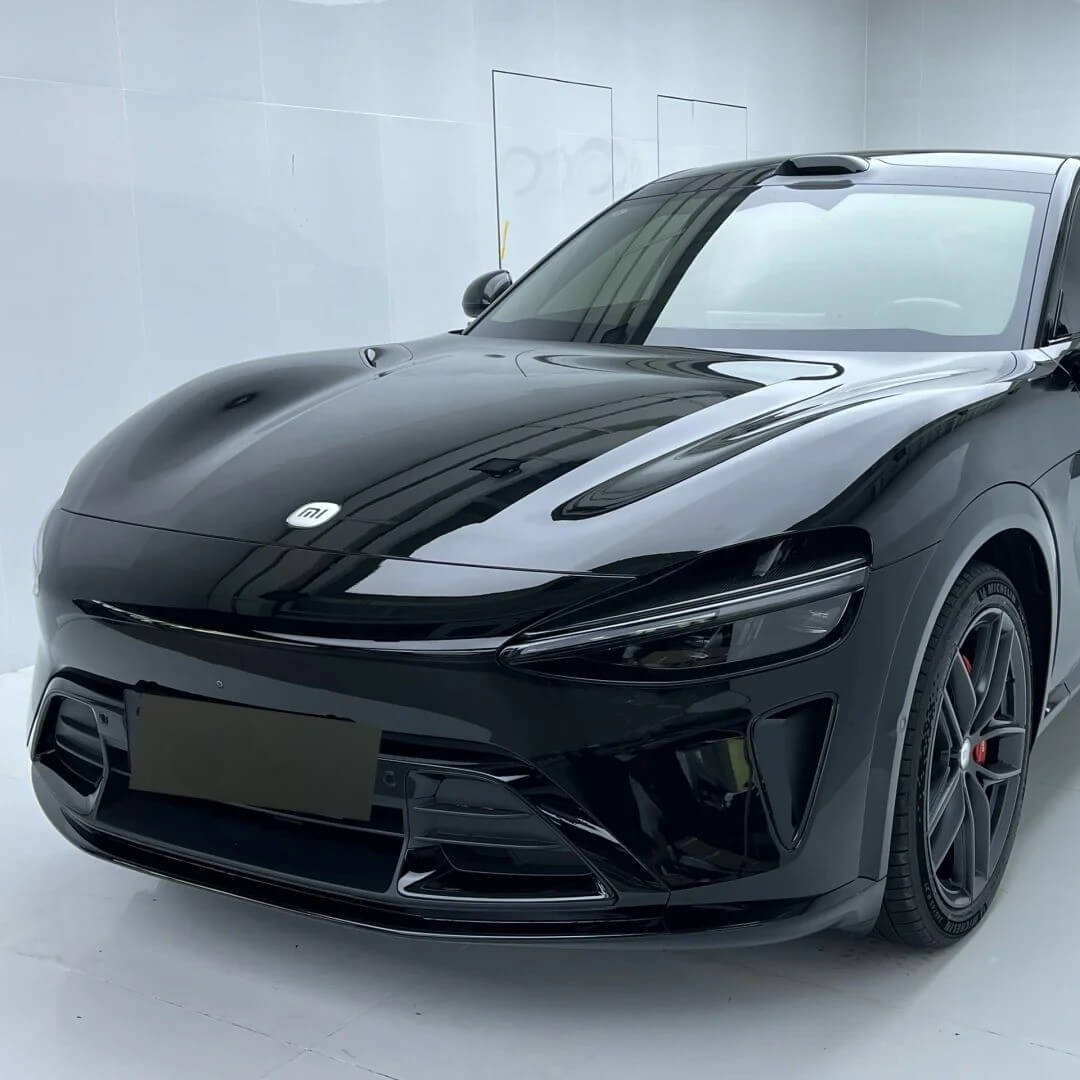 Glossy Obsidian Black Vinyl Wrap PPF