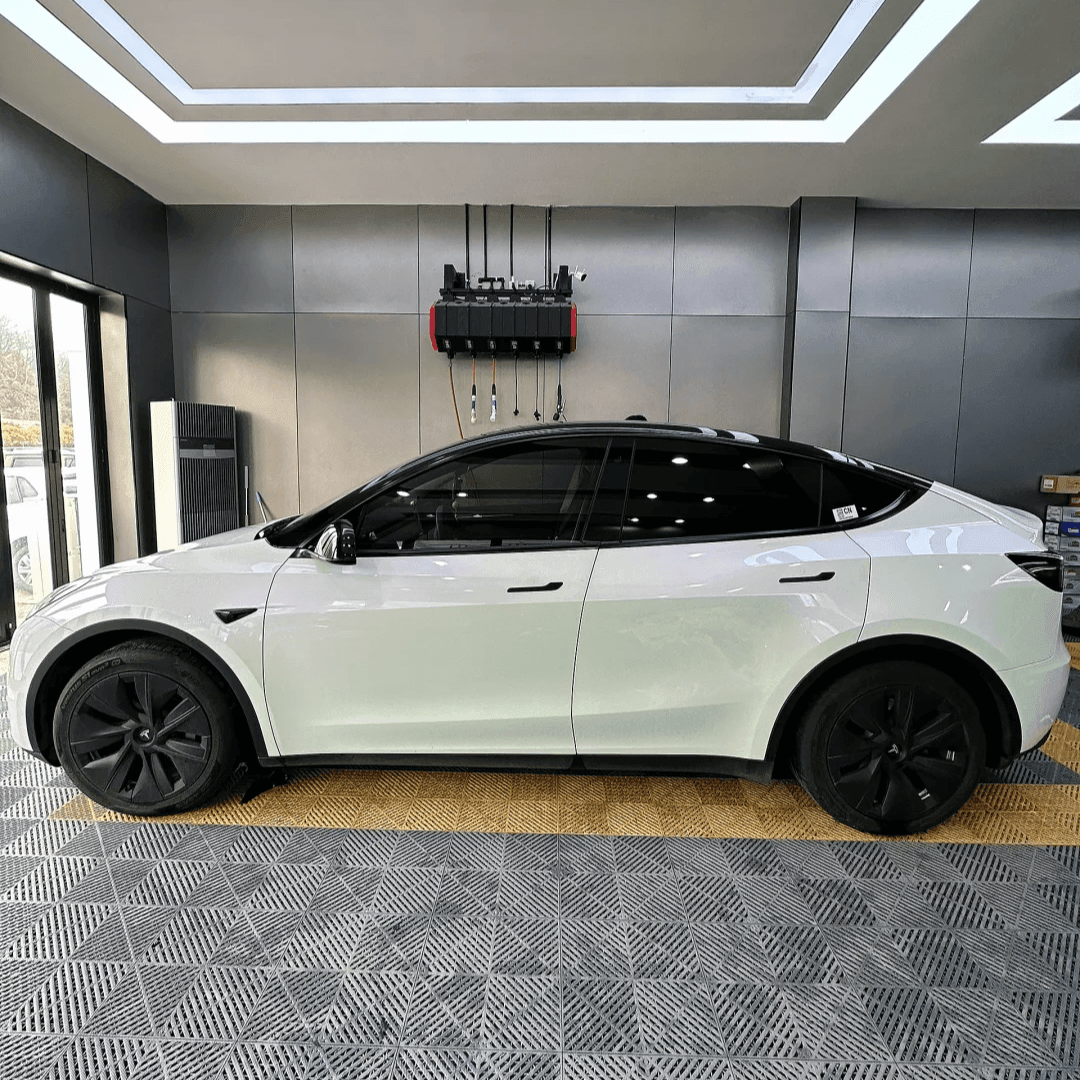 tesla model y Color Shift White Purple Glossy Vinyl Wrap