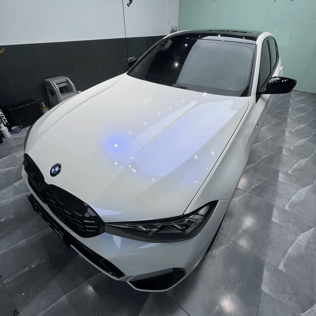 BMW Color Shift White Blue Glossy Vinyl Wrap