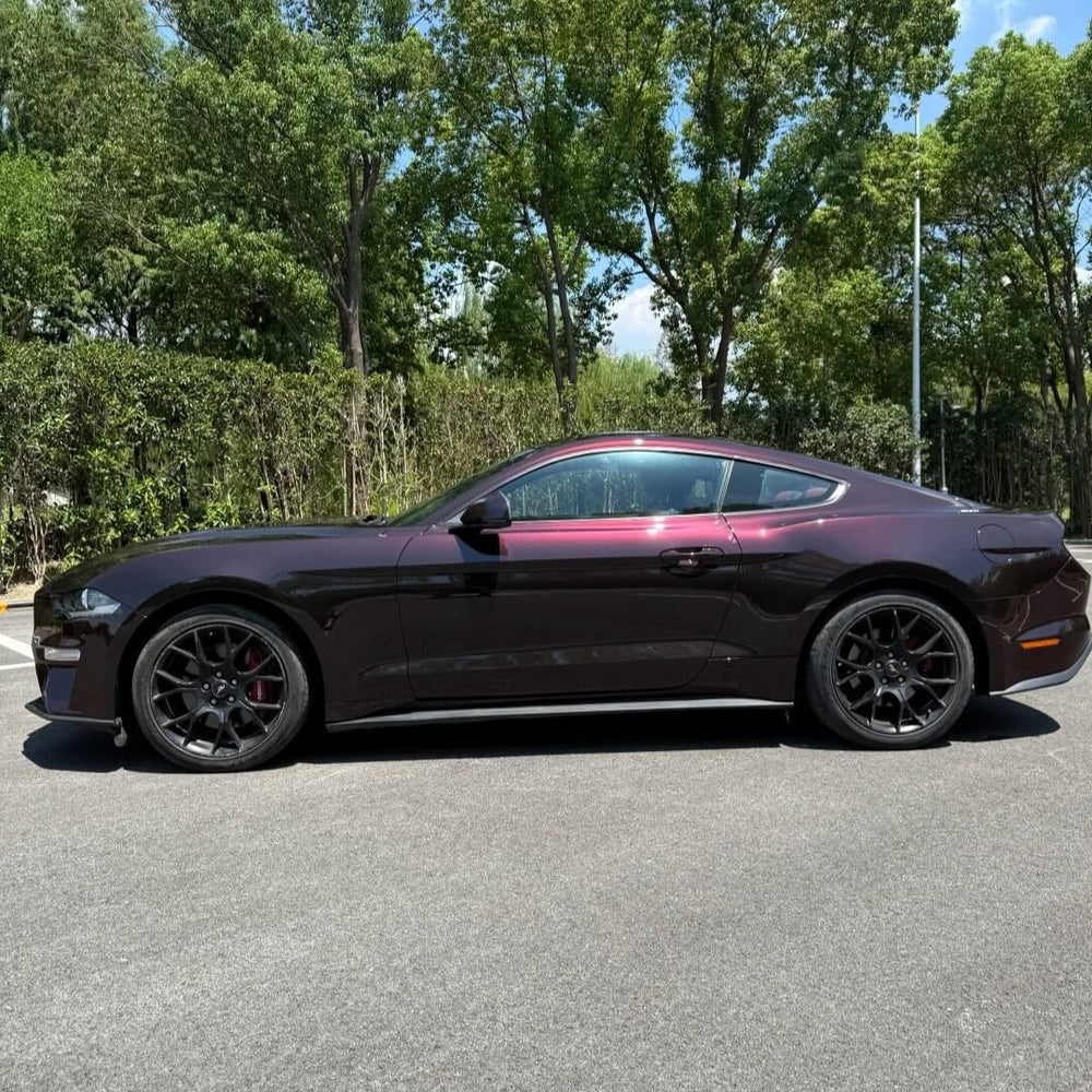 Chameleon Black Red Car Wrap