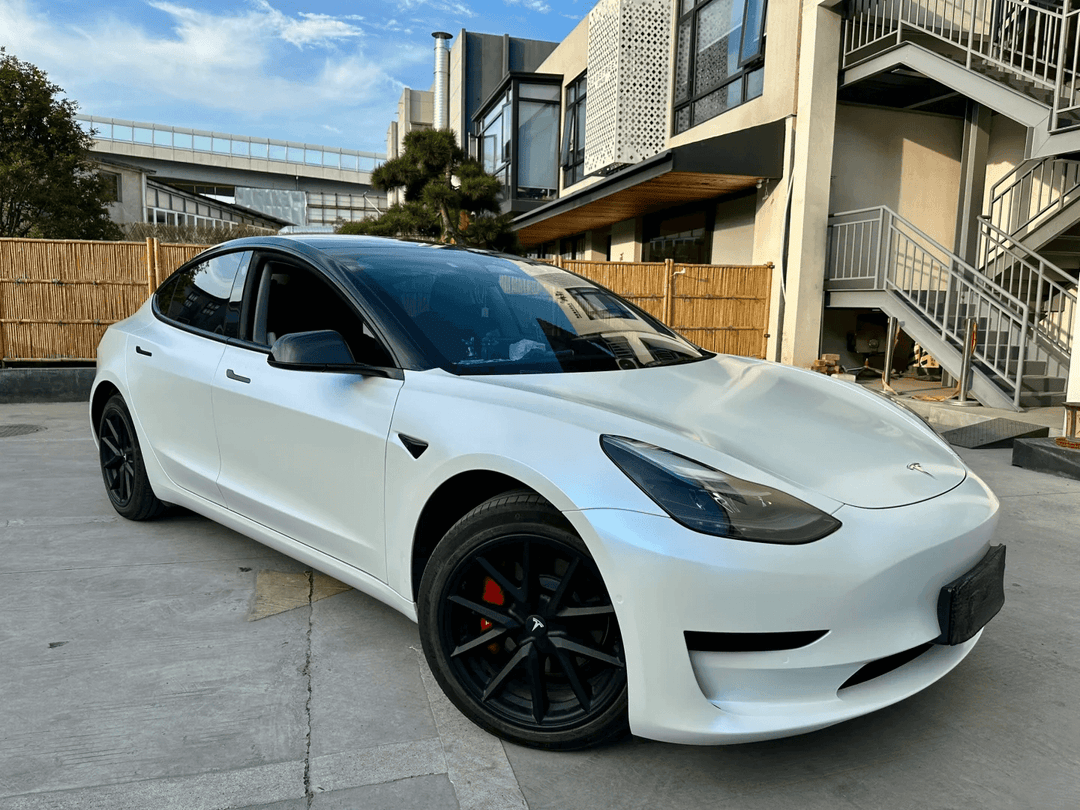 Color Shift White Blue Matte Vinyl Wrap for tesla model 3