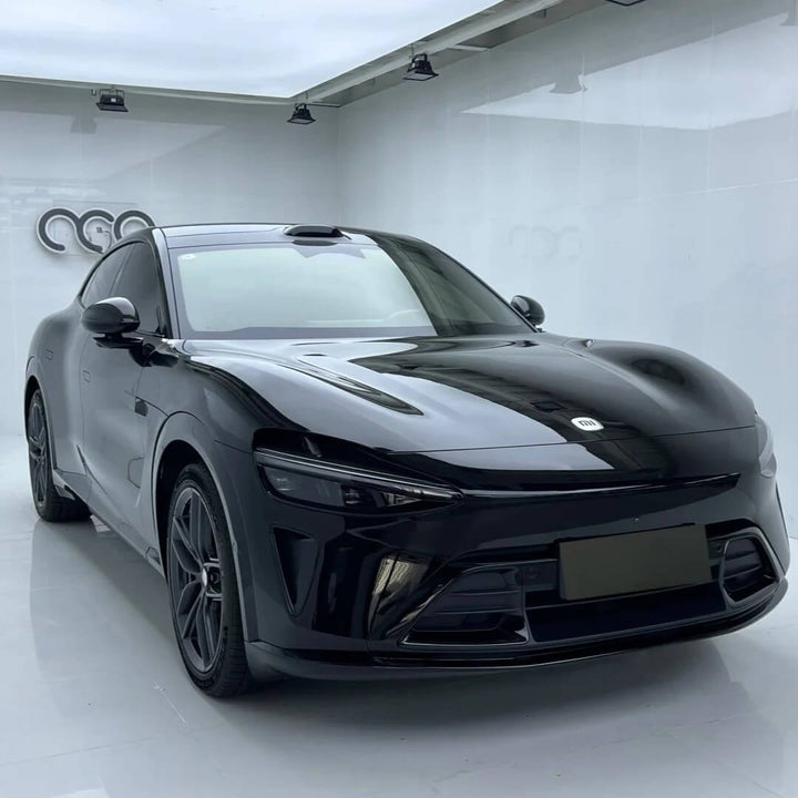 Glossy Obsidian Black Color PPF Wrap