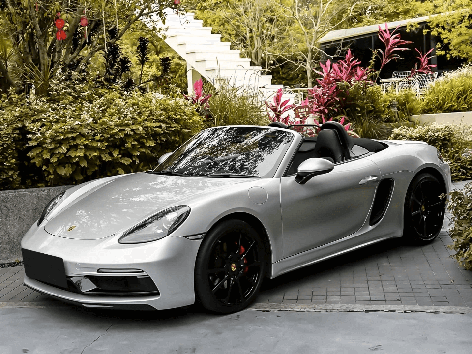 Gloss Metallic Silver Vinyl Wrap for Porsche