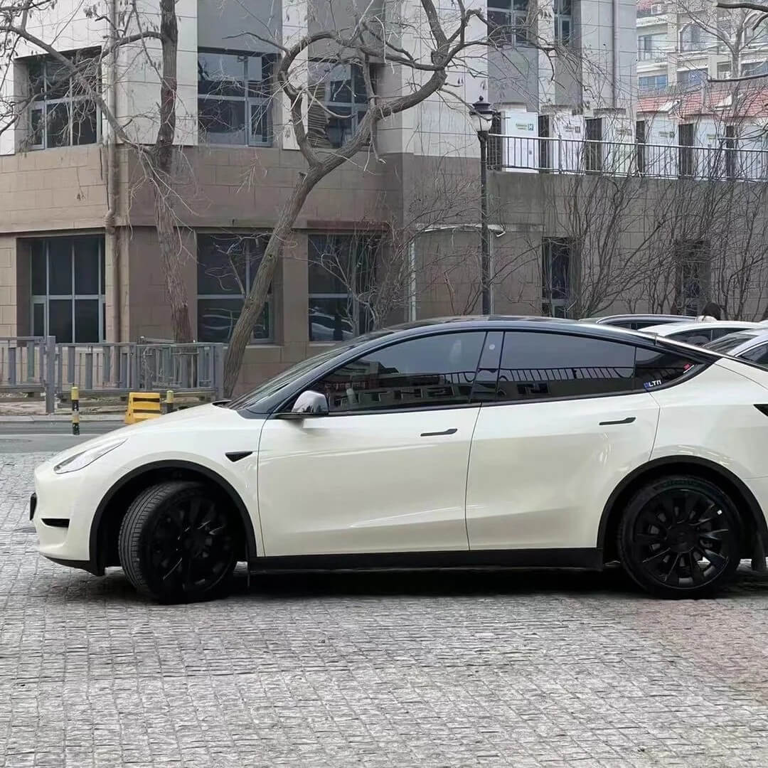 Tesla Glossy Cream White Wrap