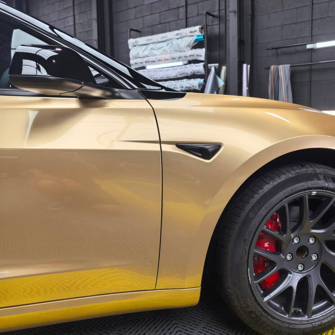gloss gold vinyl wrap