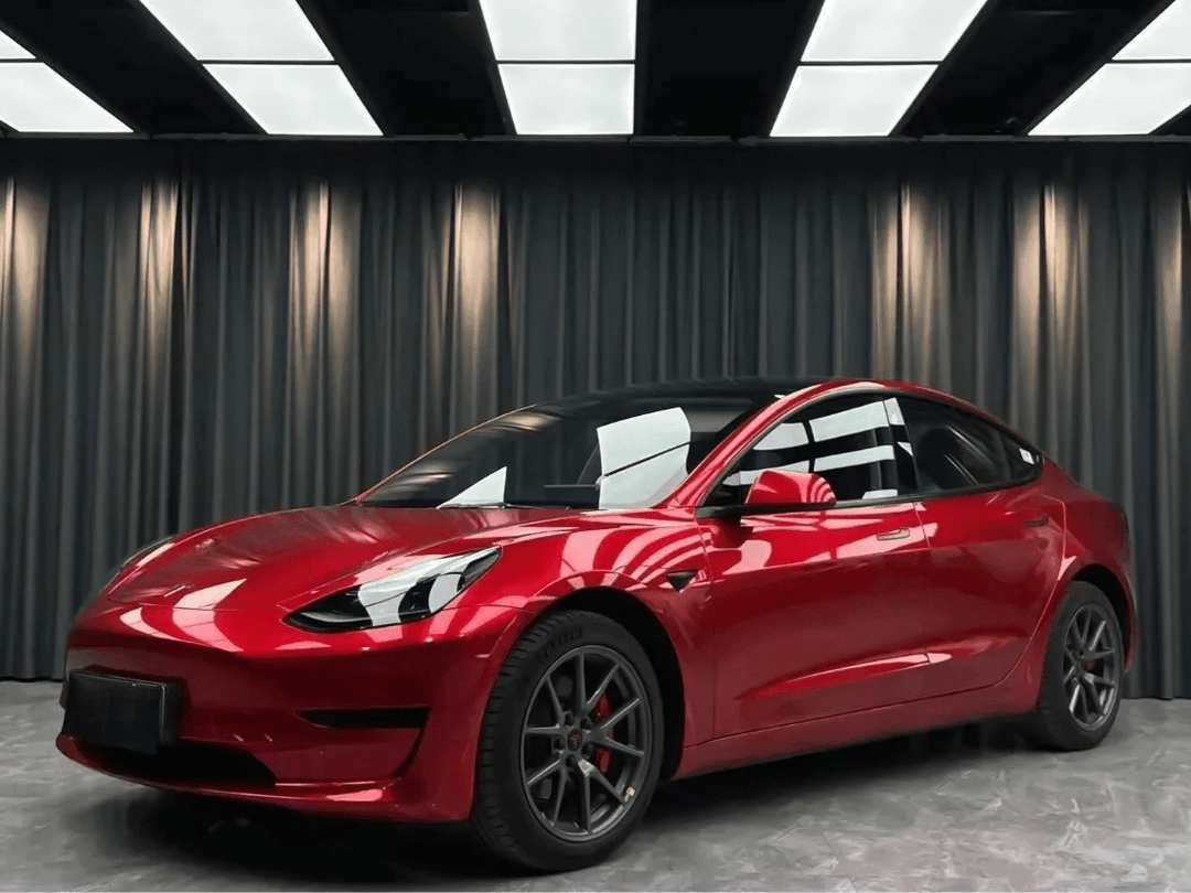 gloss metallic red vinyl wrap