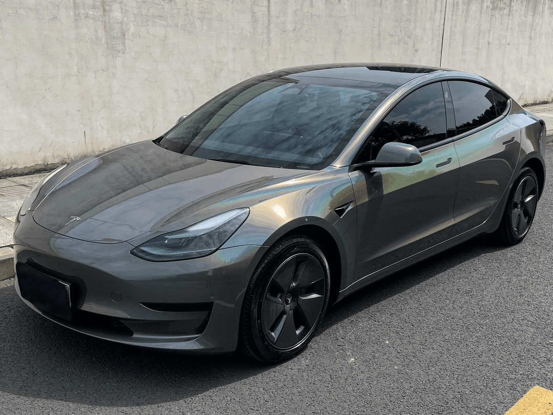 glossy iridescent gray wrap