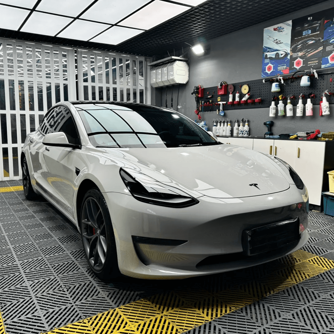 tesla model 3 Gloss Crystal Light Gray Vinyl Wrap